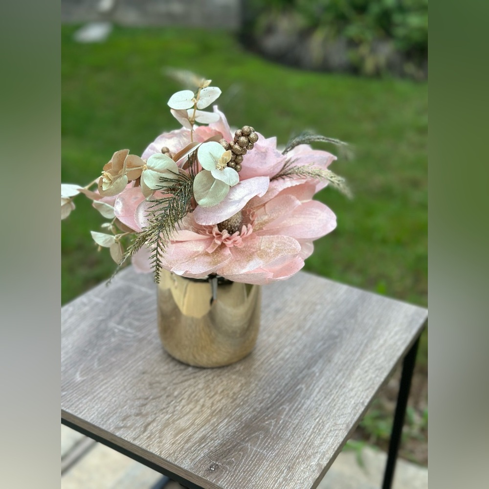 NWT/ Beautiful Blush Faux Flowers by Rachel Zoe